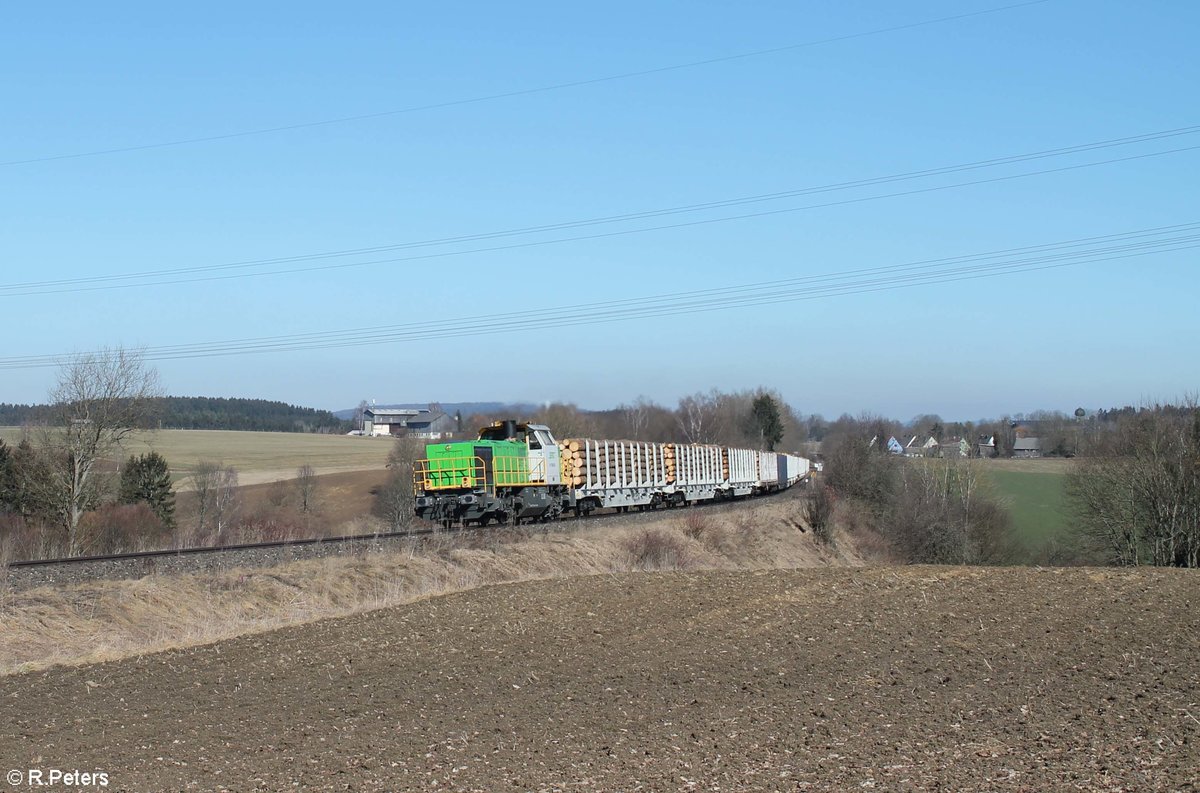 G1700.03 mit dem 45392 1800T Holzzug Cheb - Regensburg beim überqueren vom Seußener Viadukt. 28.02.21