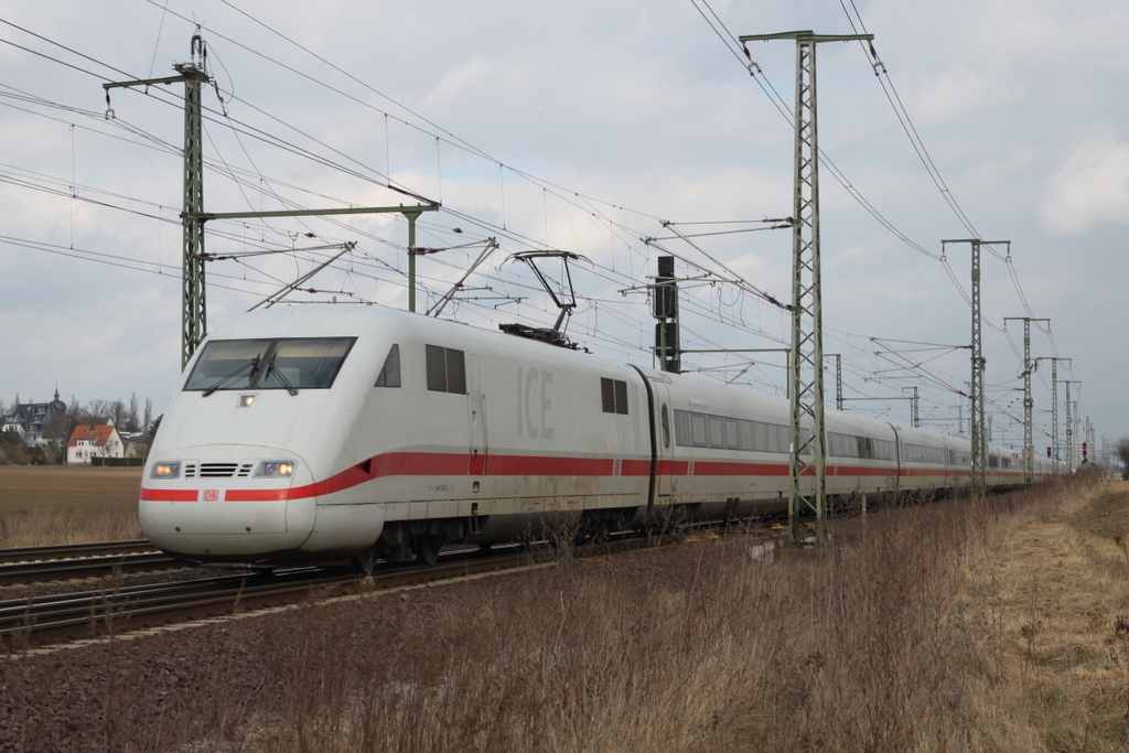 ICE bei der Durchfahrt am 09.03.2018 in Timmerlah