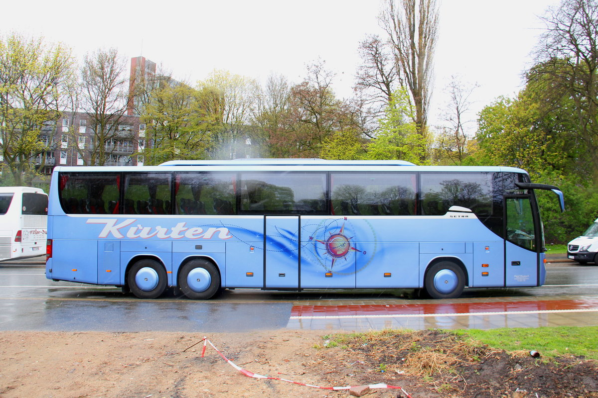 Krten, Ahaus - Mercedes Benz Tourismo am 24. April 2016 in Hamburg (Aufnahme: Martin Beyer)