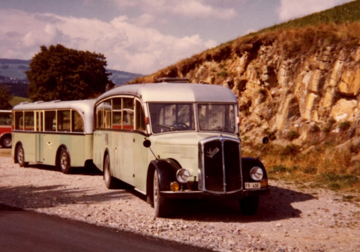 (MD168) - Aus dem Archiv: GFM Fribourg - Nr. 39/FR 416 - Saurer um 1970