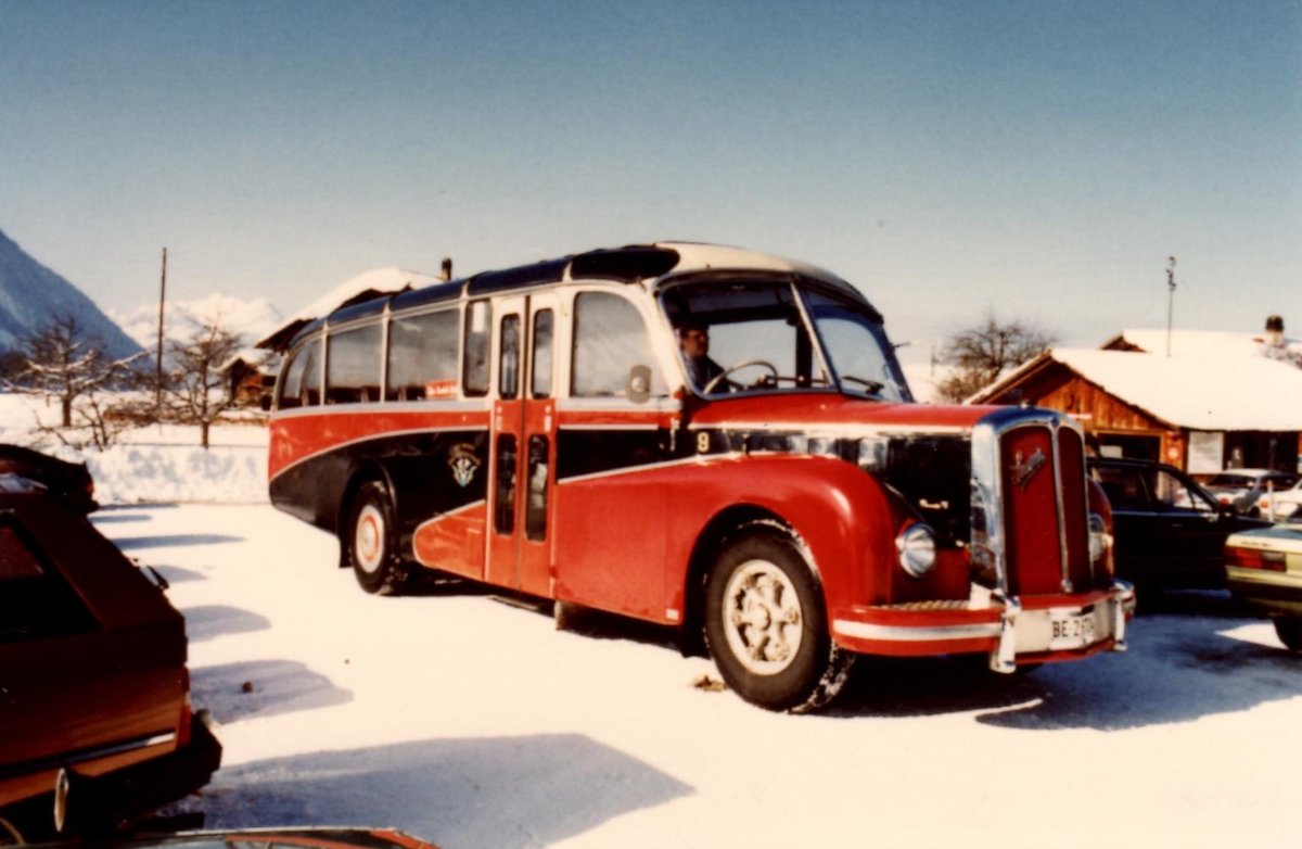 (MD210) - Aus dem Archiv: ASKA Aeschi - Nr. 9/BE 26'724 - Saurer/R&J um 1980 in Aeschiried, Skilift