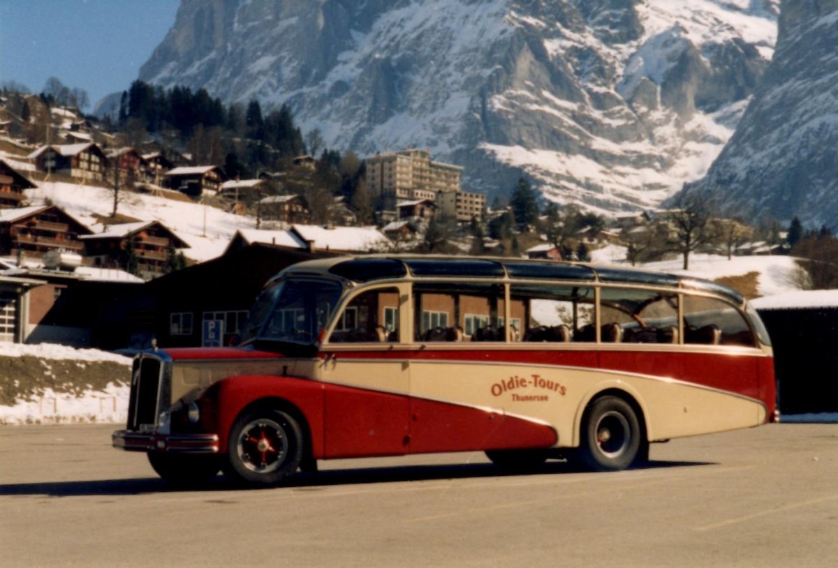 (MD253) - Aus dem Archiv: Reusser, Thun - BE 8484 - Saurer/R&J (ex Hsler, Menziken) um 1995 in Grindelwald