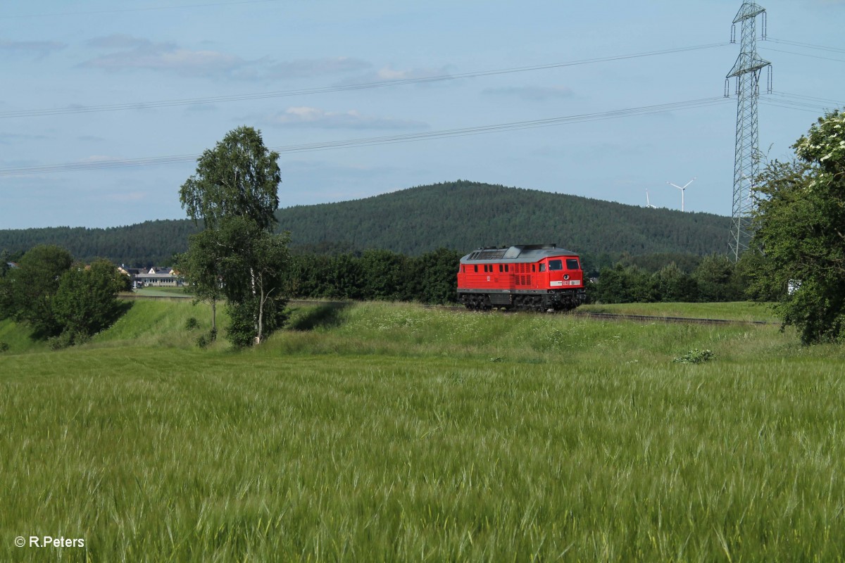 Nachschuss auf 232 703 die Lz nach Cheb fährt um ein Autozug zu holen. 17.06.15