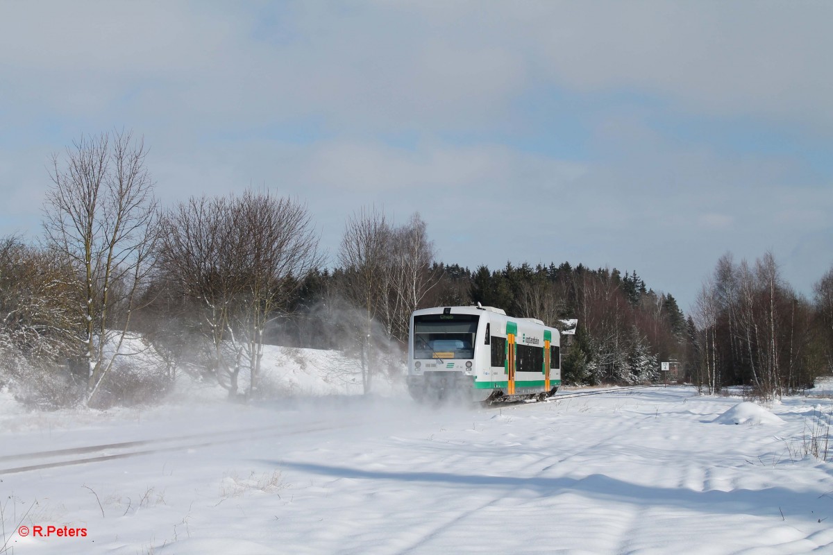 Nachschuss auf VT66 als OPB20875 Marktredwitz - Cheb in Seußen. 01.02.15