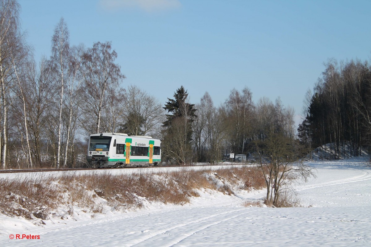 
Nachschuss auf Vt66 als OPB20875 Marktredwitz - Cheb bei Oschwitz. 05.02.15