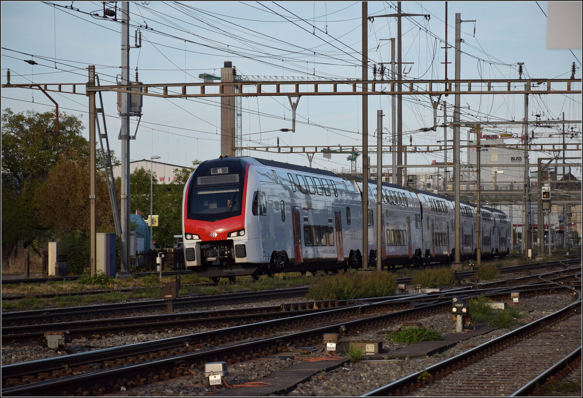 RABe 512 056 in Pratteln. August 2026.