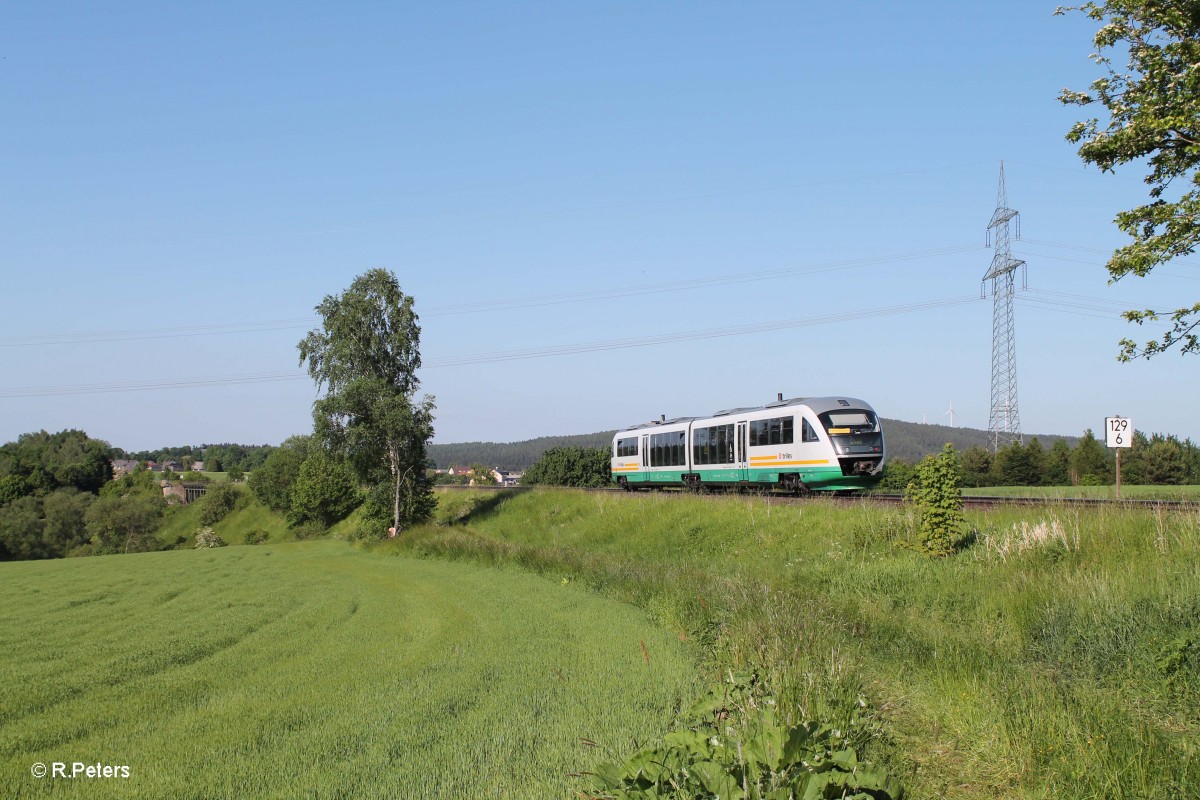 VT21 als OPB20881 Marktredwitz - Cheb beim Seußener Viadukt. 04.06.15