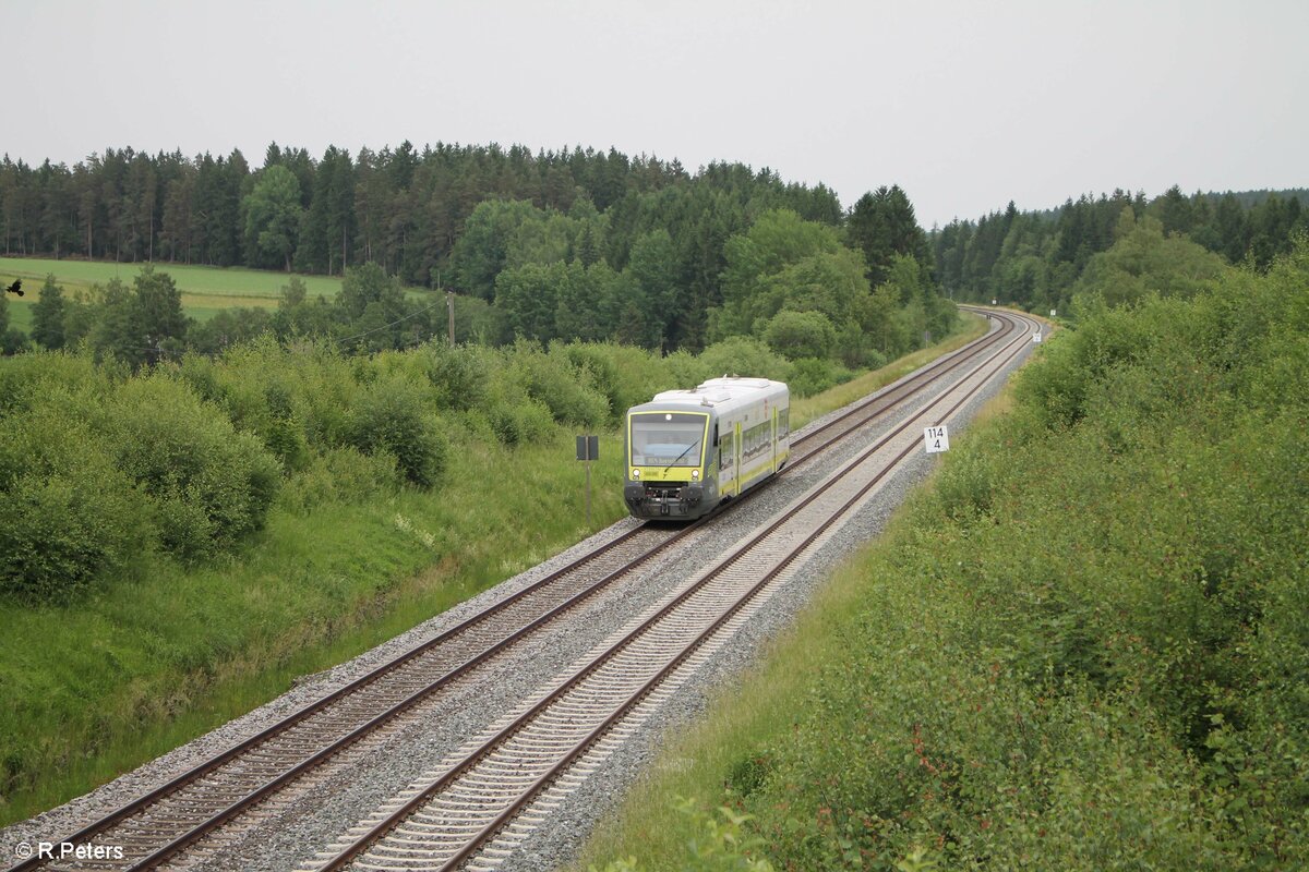 VT650 734 als ag RB 24 84630 Bad Steben - Bayreuth kurz vor Neusorg. 20.06.21