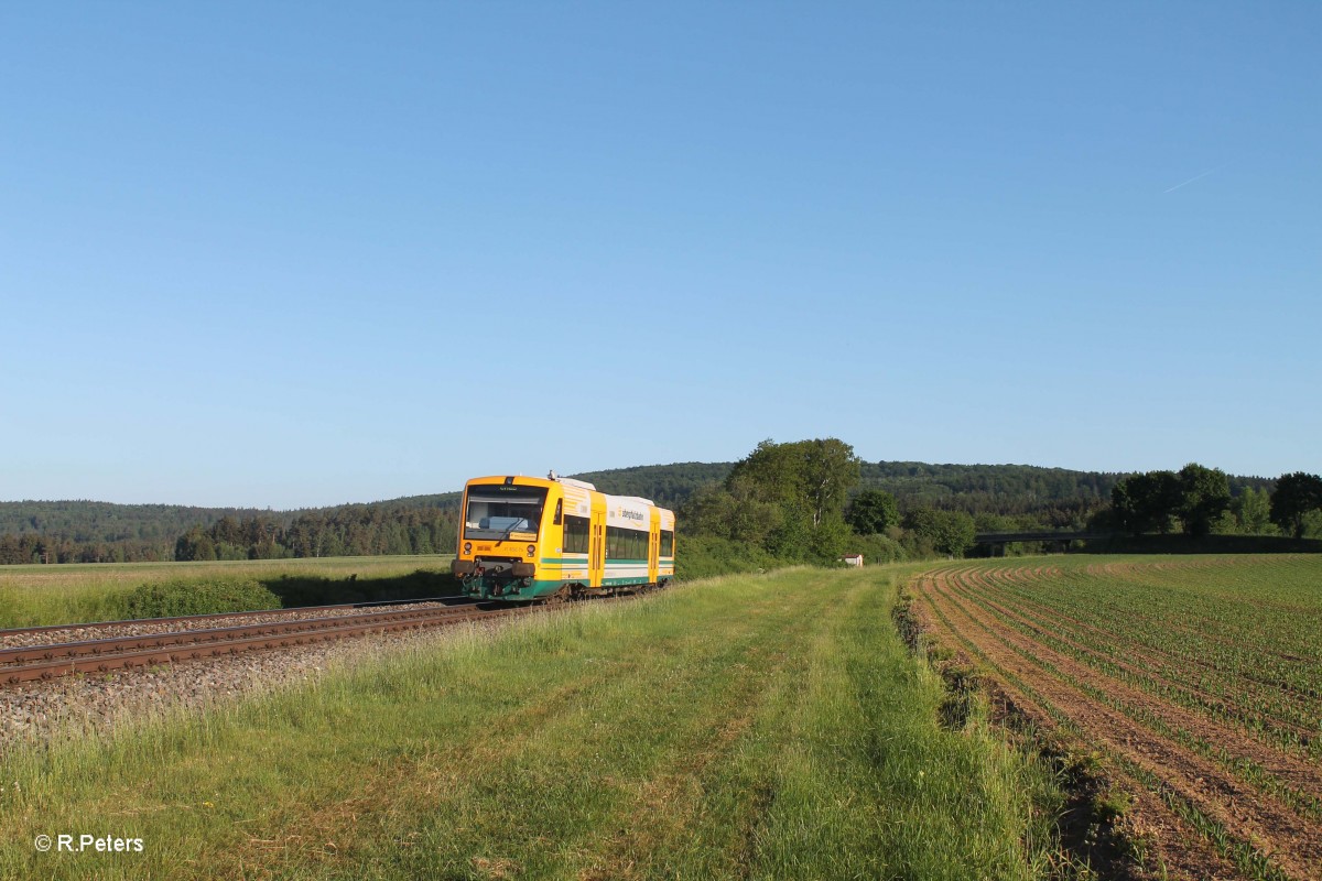 VT650.76 als OPB 74244 Schwandorf - Marktredwitz - Cheb bei Oberteich. 05.06.15