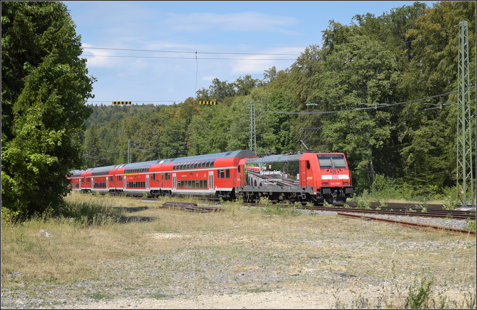 146 238 auf dem Weg nach Karlsruhe. Hattingen, August 2026.