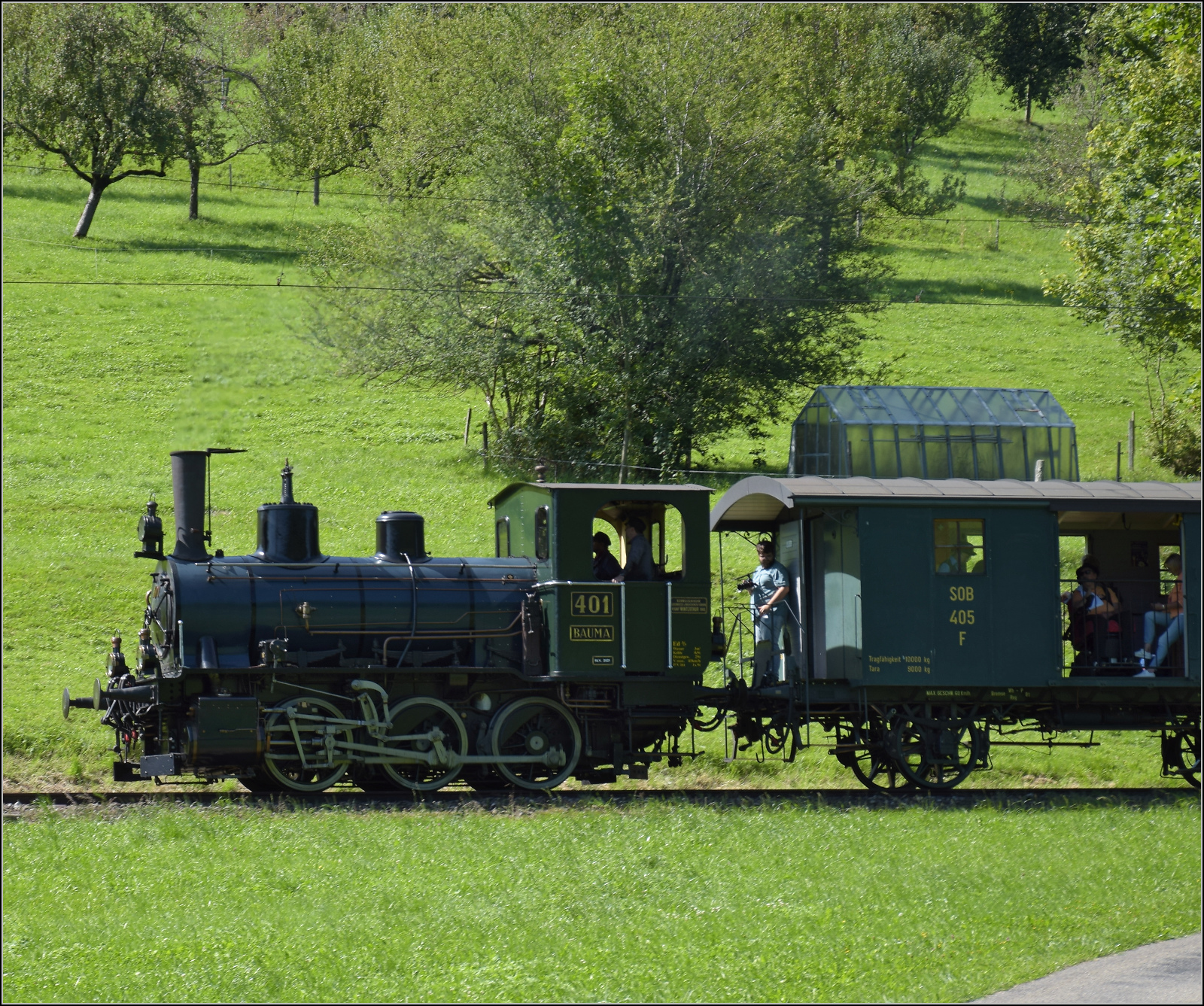 150 Jahre Tösstalbahn.

Ed 3/3 401 bei Bussenthal in Richtung Hinwil. September 2025.