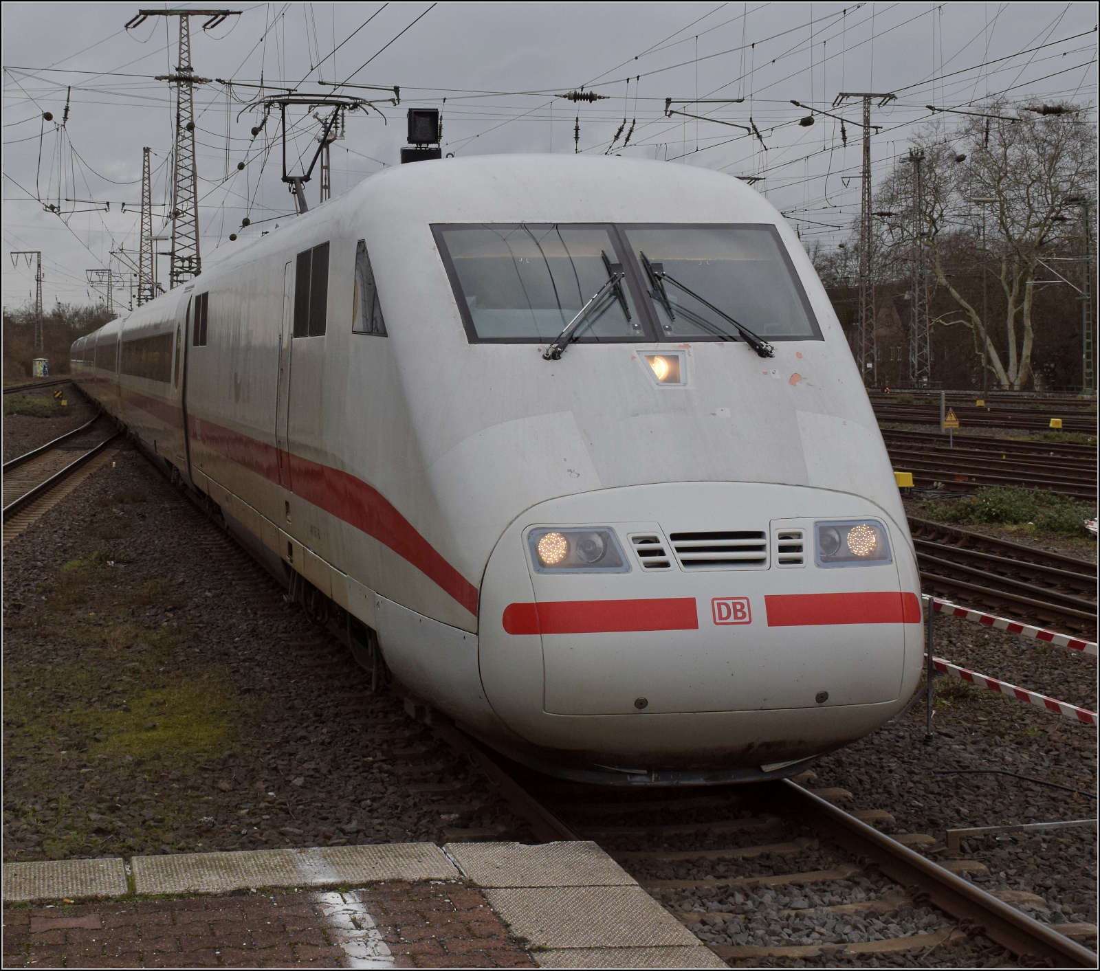 401 013 trifft in Duisburg ein. Februar 2026.