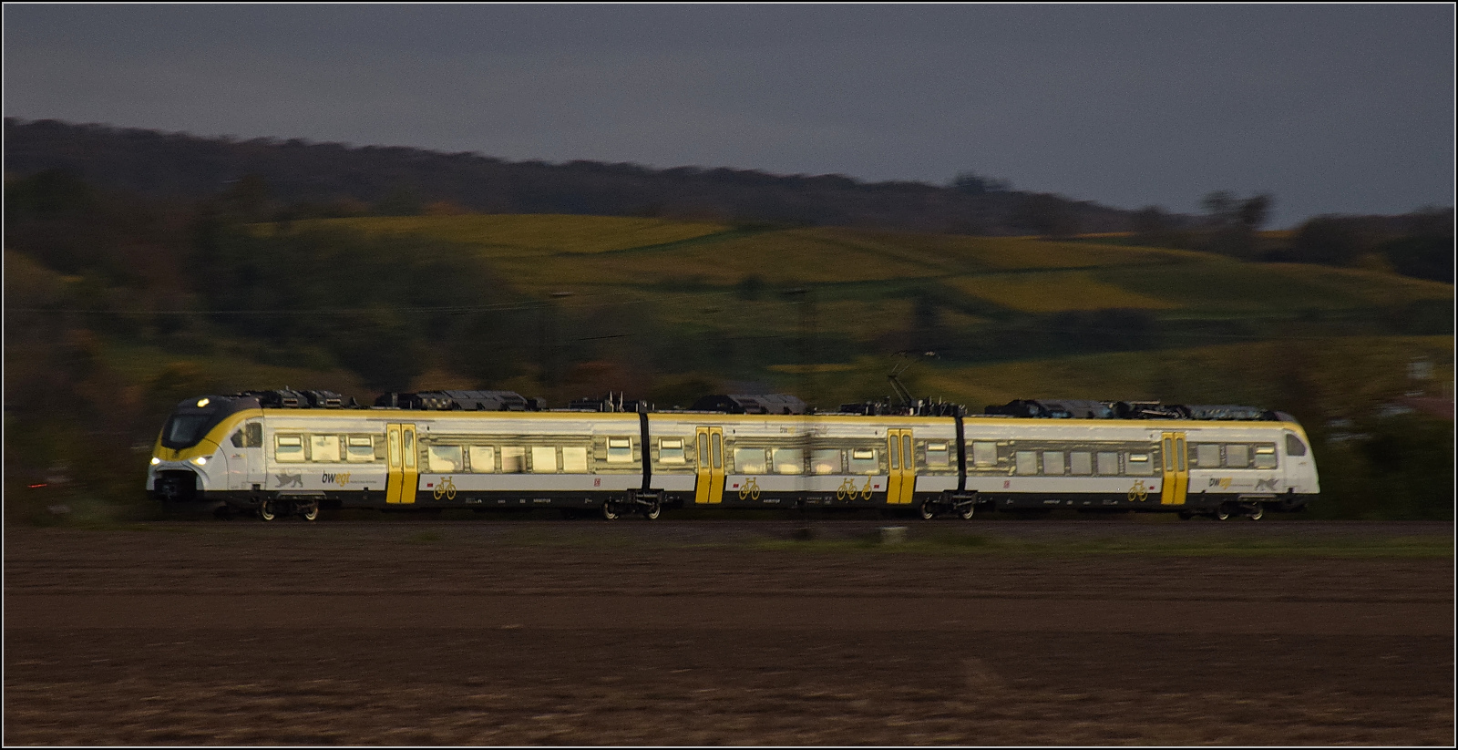463 003 bei Hügelheim. Oktober 2025.
