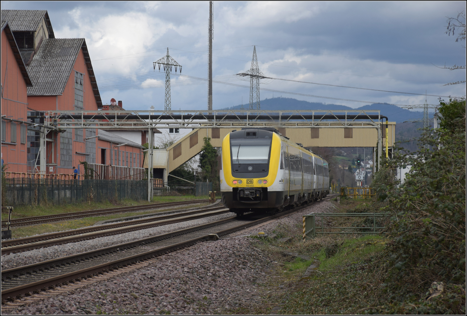 612 125 und 612 112 in Rheinfelden. Mrz 2024.