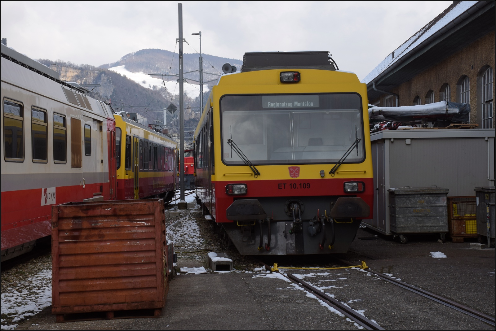 Be 546 109 der OeBB ehemals bei der Montafoner Bahn. Januar 2023.