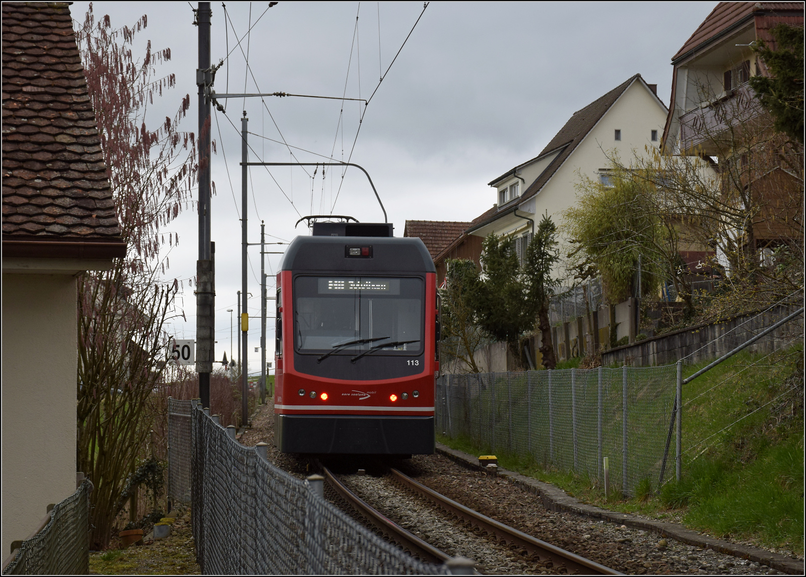 Bierlisi statt Bipperlisi. 

Be 4/8 113 'Mars' auf dem Weg nach Solothurn. Februar 2026.