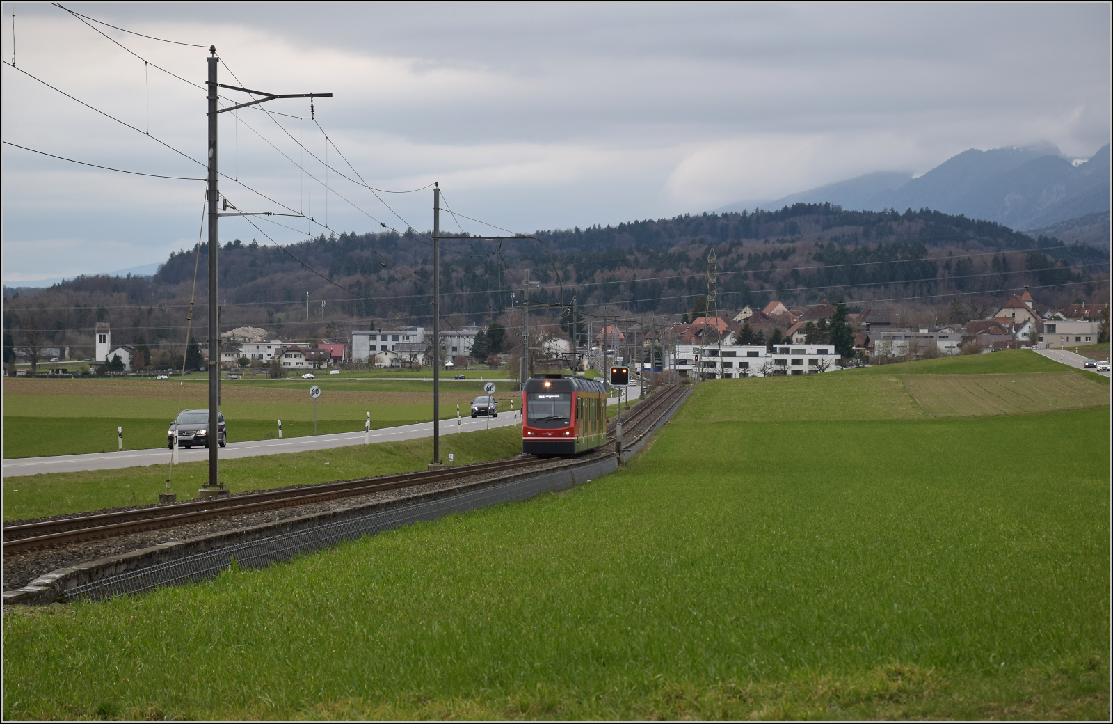 Bierlisi statt Bipperlisi. 

Be 4/8 110 'Merkur' auf dem Weg von Attiswil nach Wiedlisbach. Februar 2026.