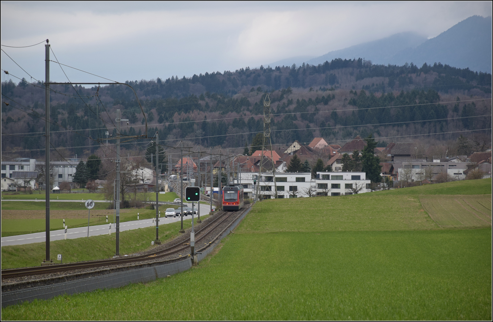 Bierlisi statt Bipperlisi. 

Be 4/8 114 'Saturn' auf dem Weg von Attiswil nach Wiedlisbach. Februar 2026.
