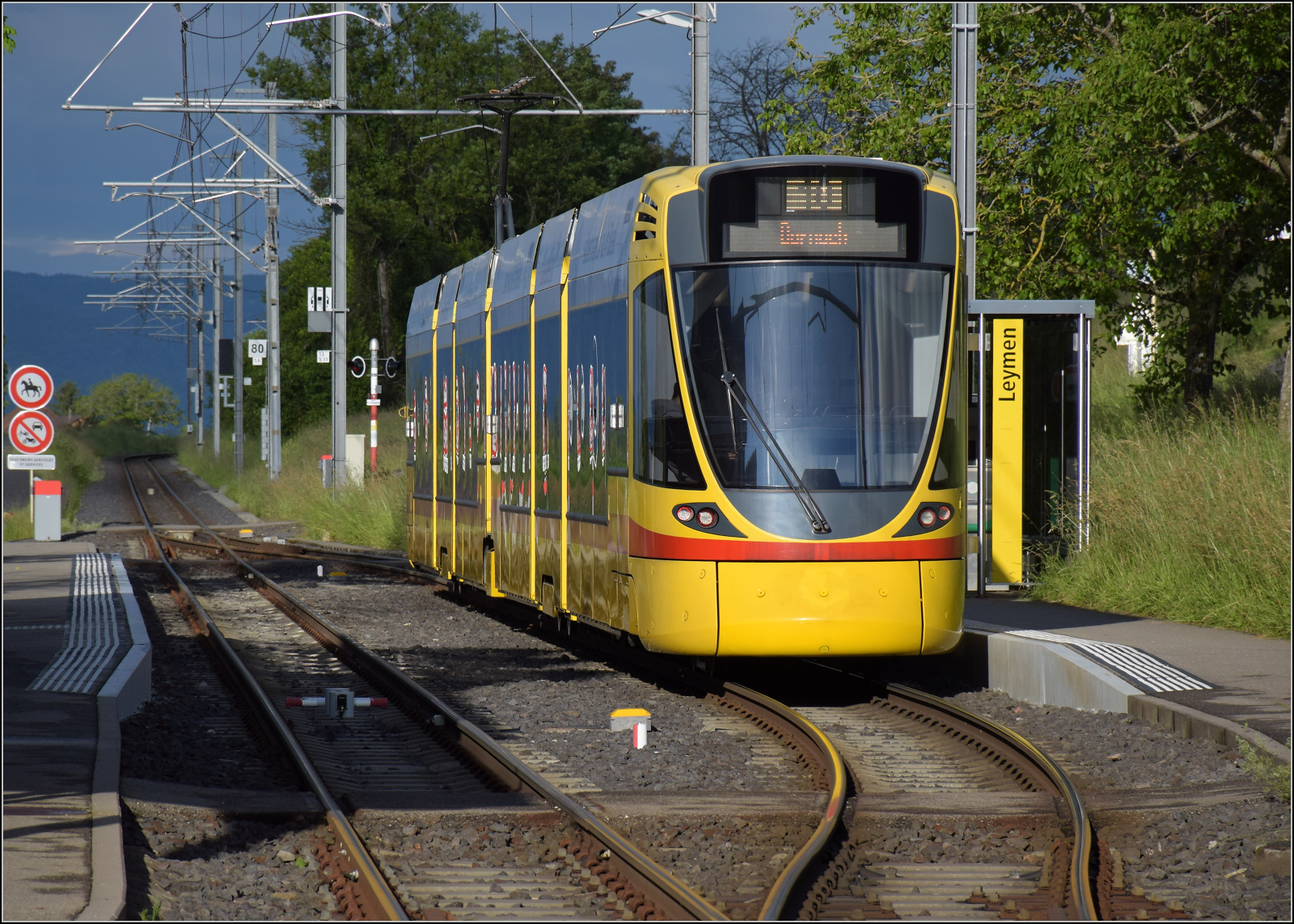 BLT Tango Be 4/10 165 im elsässischen Leymen. Mai 2024.