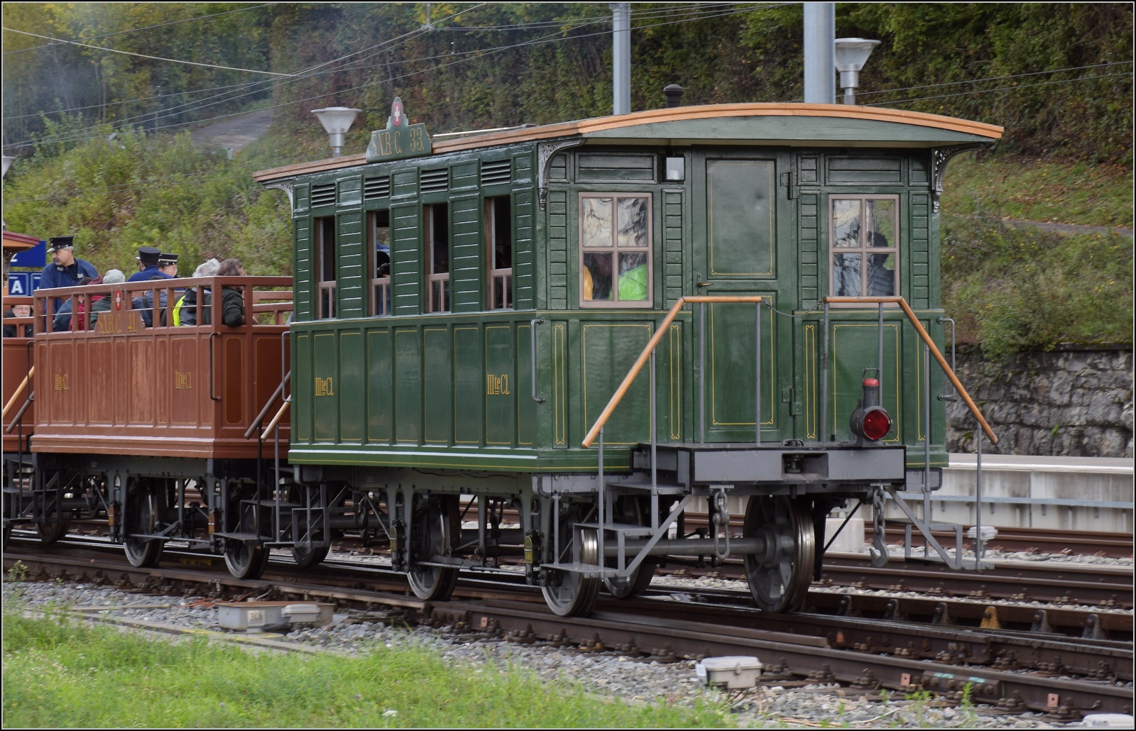 Den Schweizer Bahnen zum 175. Geburtstag.

Dampftage Koblenz, Einfahrt des Zuges in den Bahnhof Koblenz. Oktober 2022.