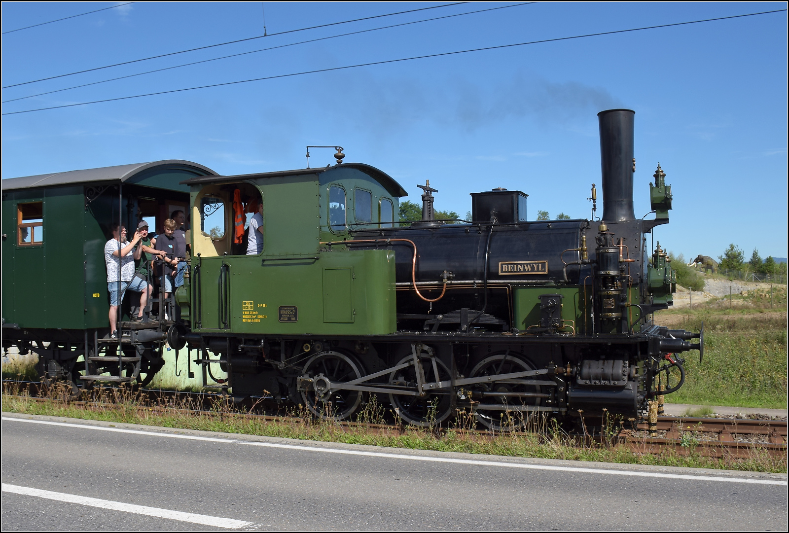 E 3/3 'Beinwyl' der Seethalbahn beim Kieswerk Ballwil. September 2024.