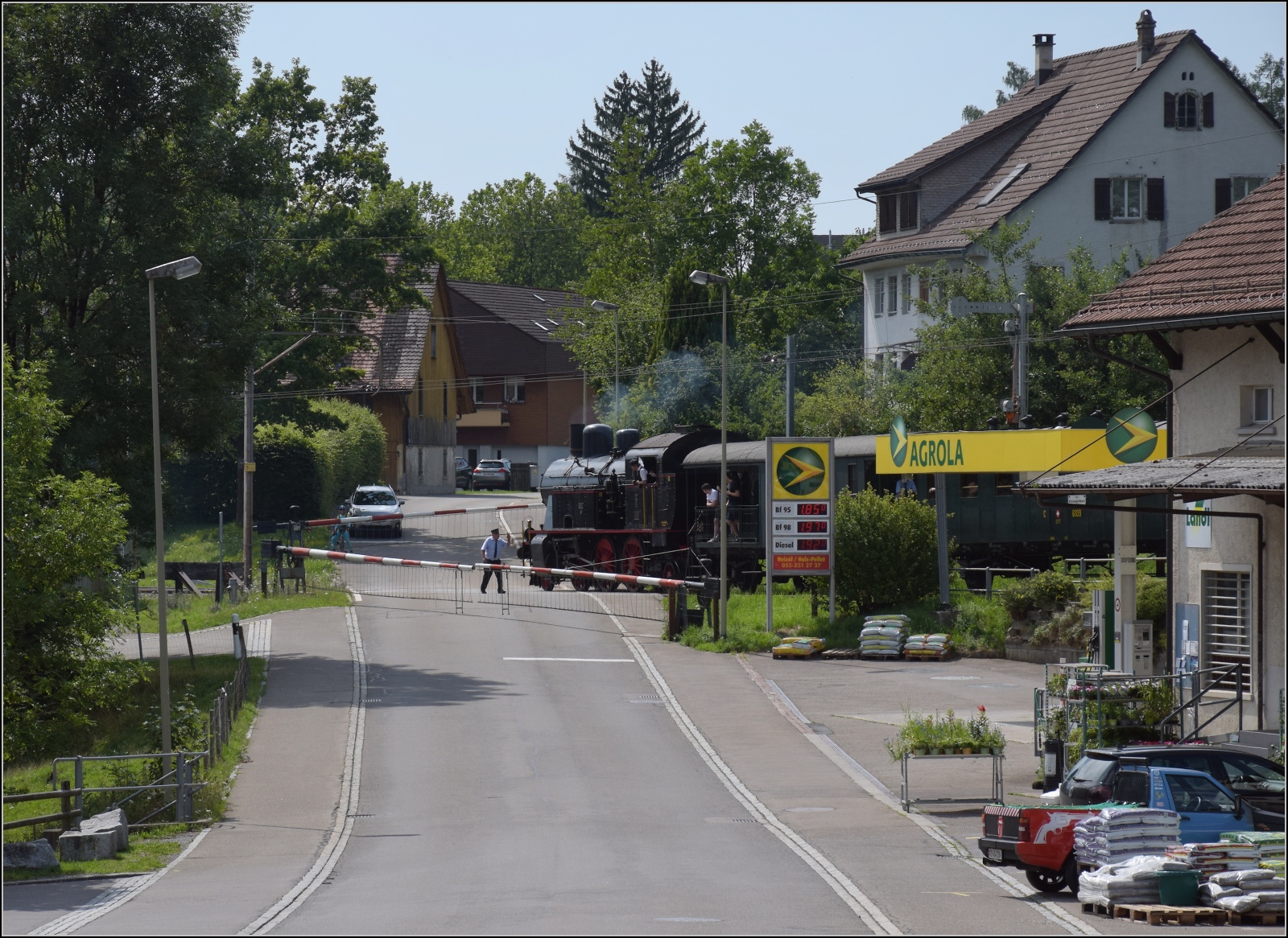 Fahrtag im Zrcher Oberland.

Eb 3/5 der BT in Bretswil. Juli 2023.