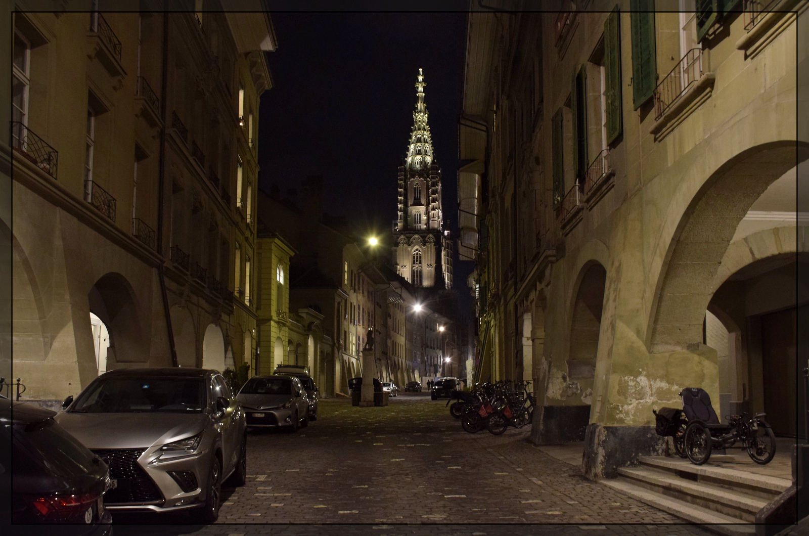 Münster von der Junkerngasse in Bern gesehen. Januar 2026.