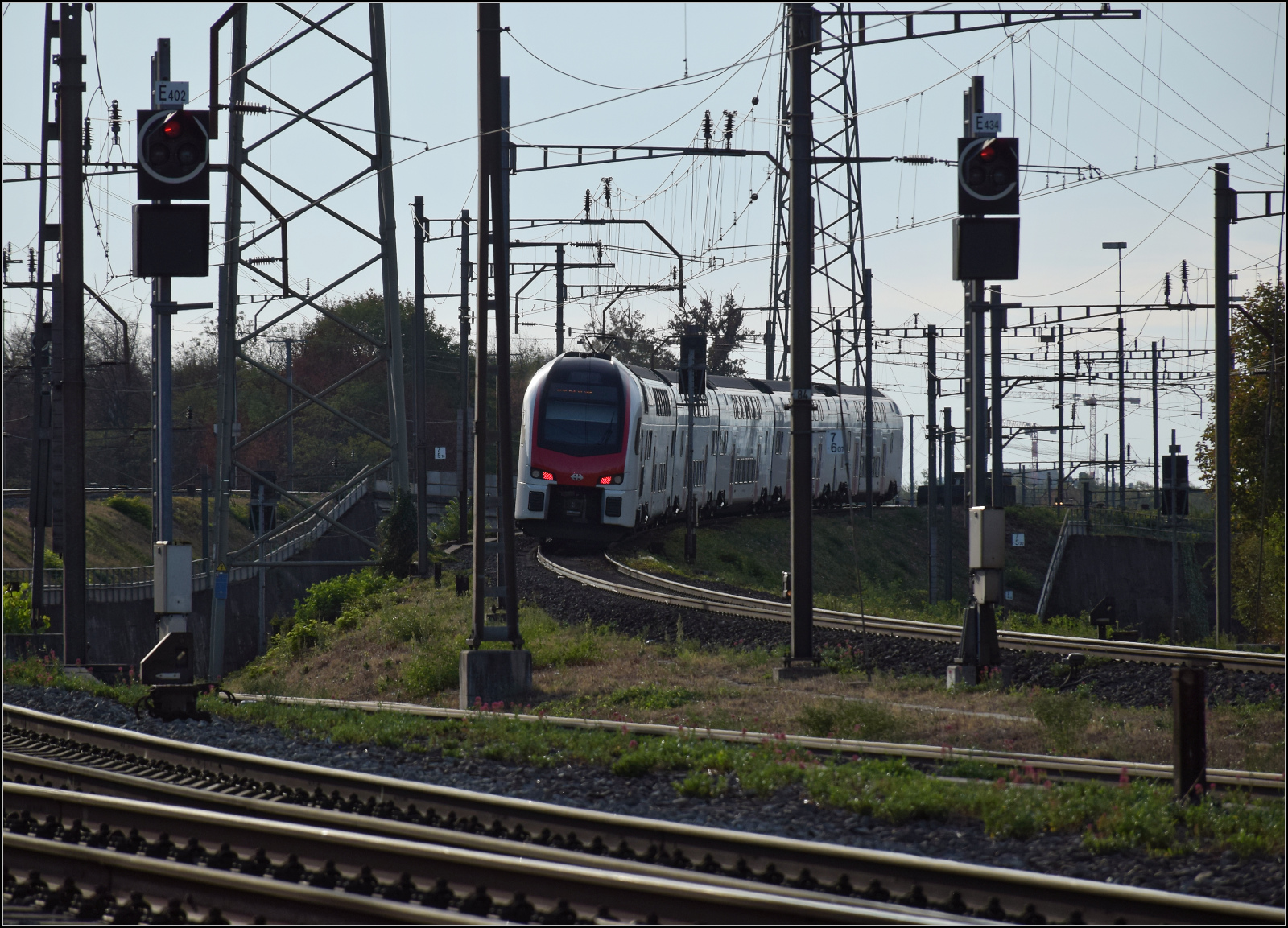 RABe 512 048 in Pratteln. August 2026.
