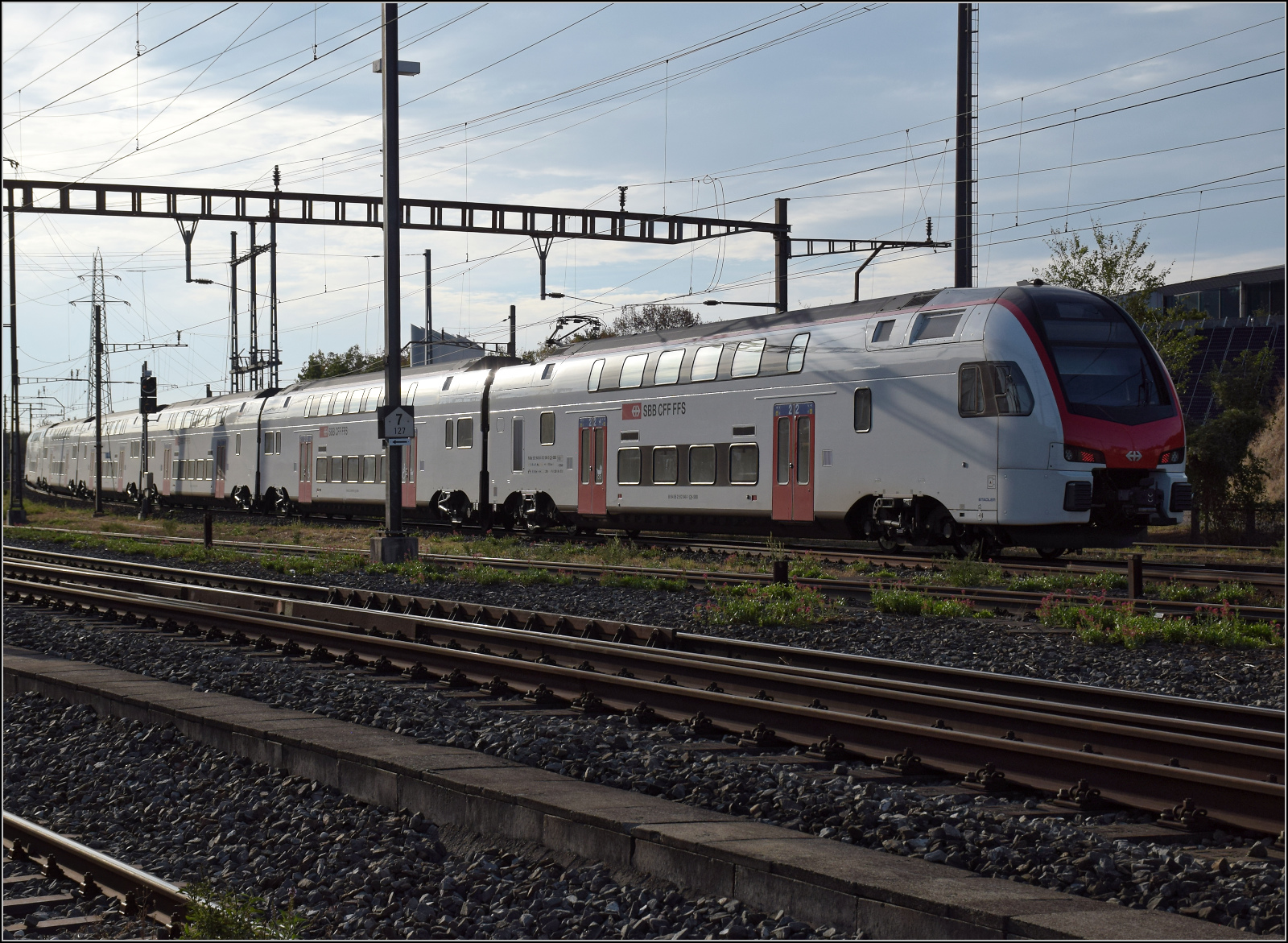 RABe 512 048 in Pratteln. August 2026.