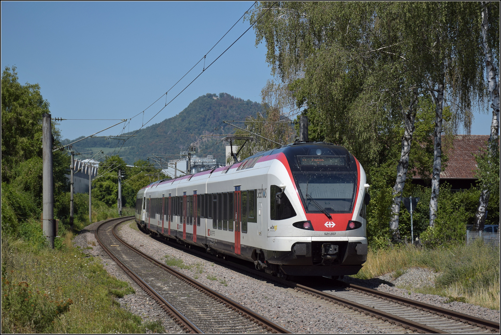 RABe 521 202 und RABe 521 207 in M�hlhausen. August 2026