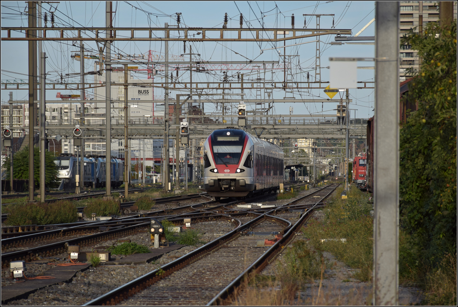 RABe 523 006 in Pratteln. August 2026.
