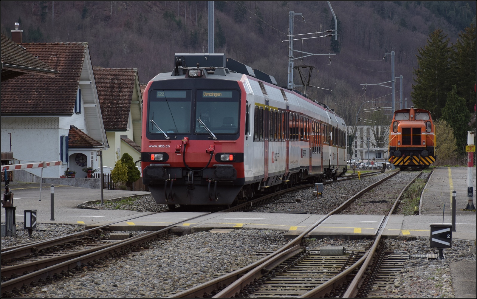 RABe 560 263 bei Abfahrt Richtung Oensingen. Balsthal, Januar 2023.