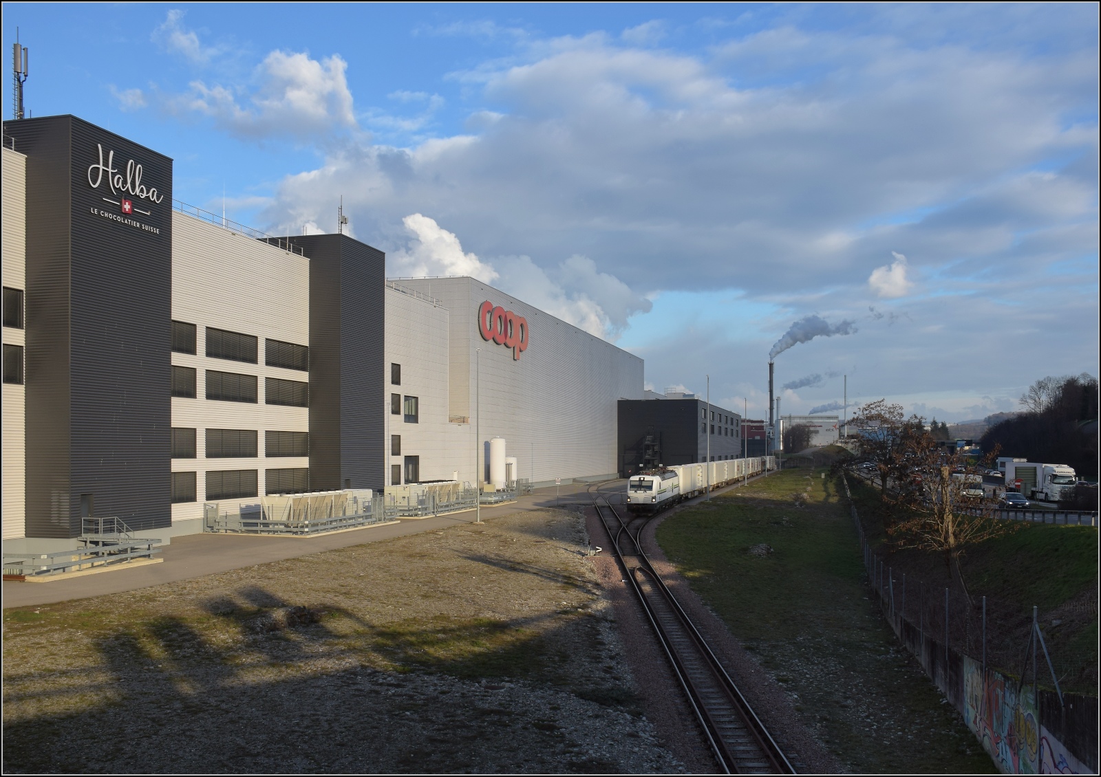 Rem 476 456 der Railcare an der Schokoladenfabrik. Pratteln, Januar 2023.