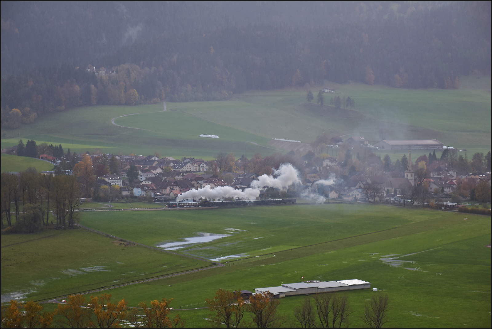 TKp 16 'Śląsk' auf dem Weg nach Travers. Mtiers, Oktober 2025.