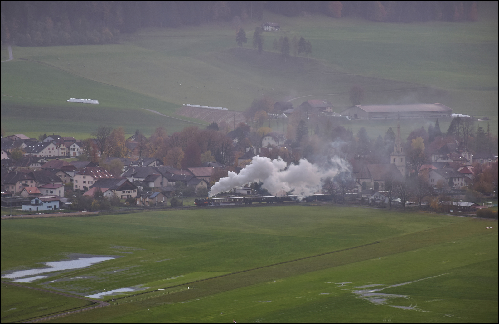 TKp 16 'Śląsk' auf dem Weg nach Travers. Mtiers, Oktober 2025.