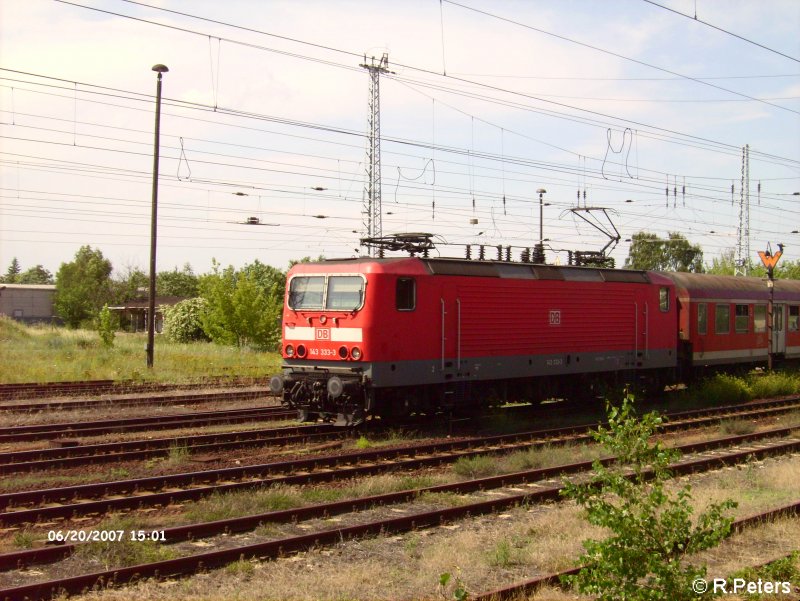 143 333-3 verlsst Eisenhttenstadt mit dne RB11 Cottbus. 20.06.07