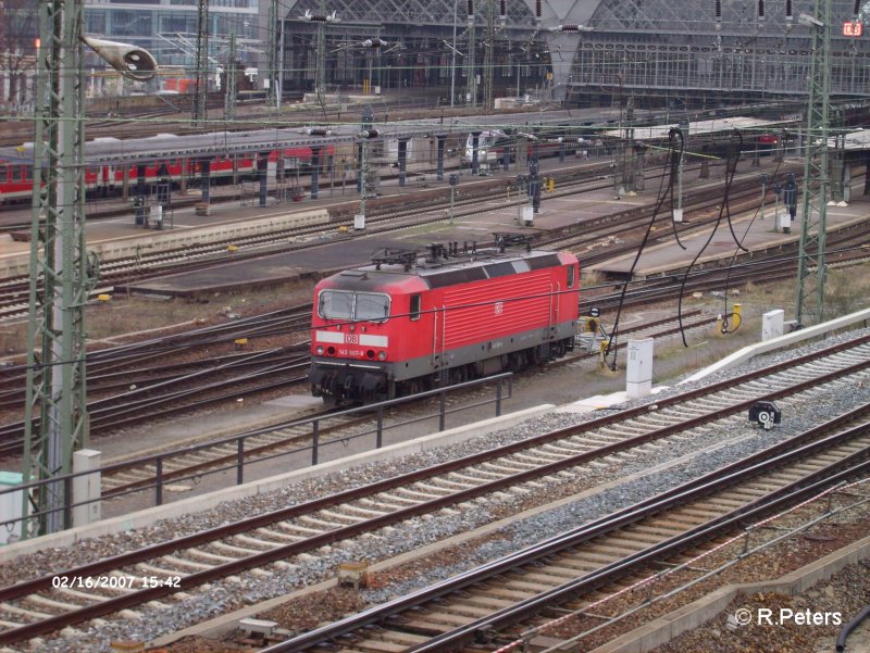 143 967-8 steht in Dresden HBF abgestellt. 16.02.07