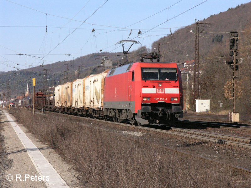 152 154-1 durchfhrt Gemnden mit ein gemischten Gterzug. 16.02.08