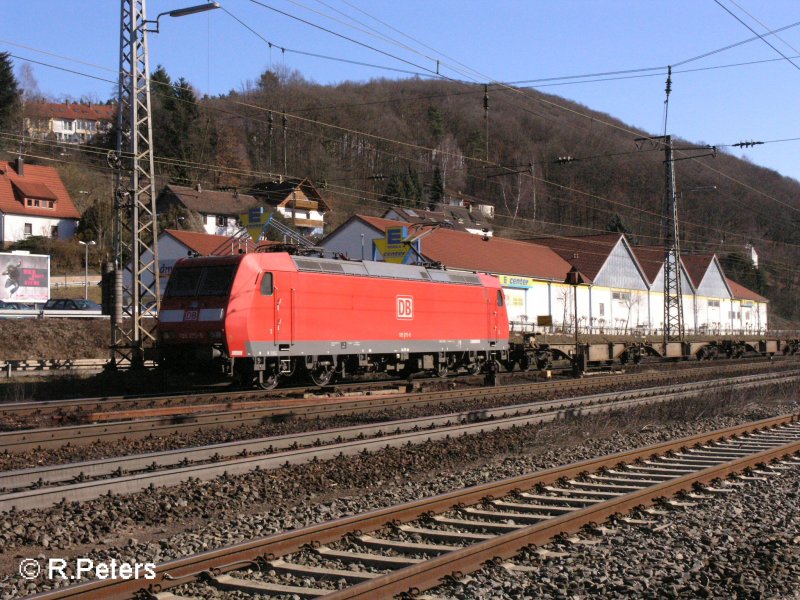 185 079-5 durchfhrt Gemnden mit ein Containerzug. 16.02.08