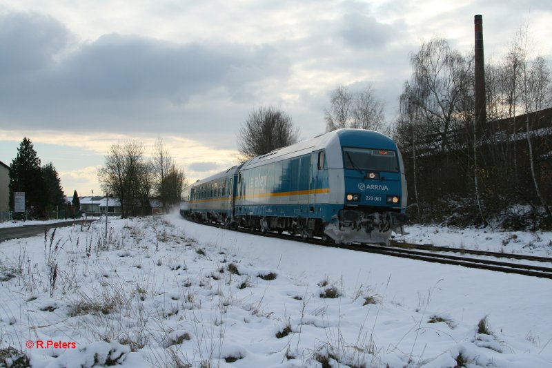 223 061 fhrt mit ein Alex nach Hof in Wiesau/Oberpfalz ein. 16.11.07