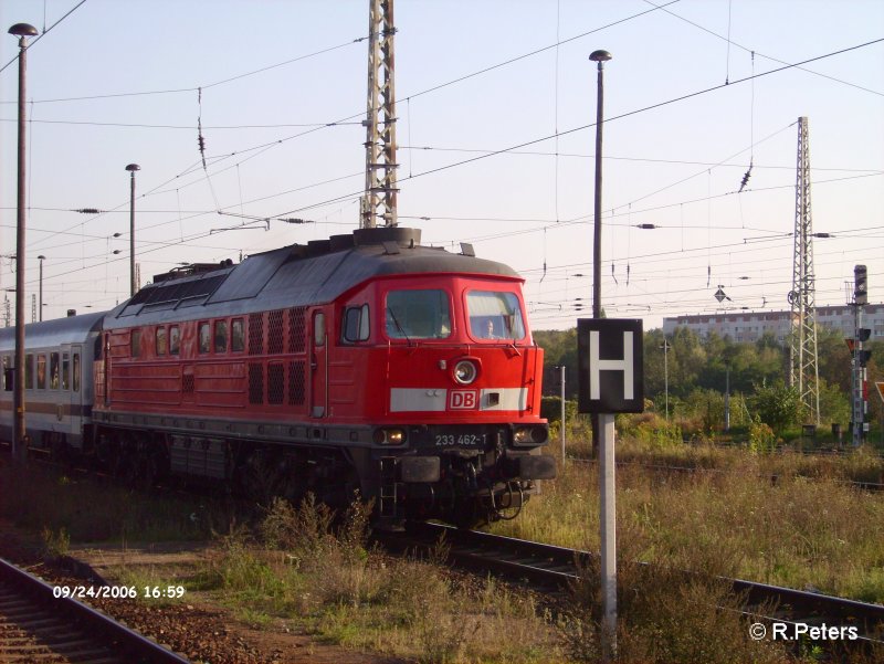 233 462-1 erreicht Frankfurt/Oder mit den EC 44 nach Berlin (Berlin-Warzawa-Express). 24.09.06