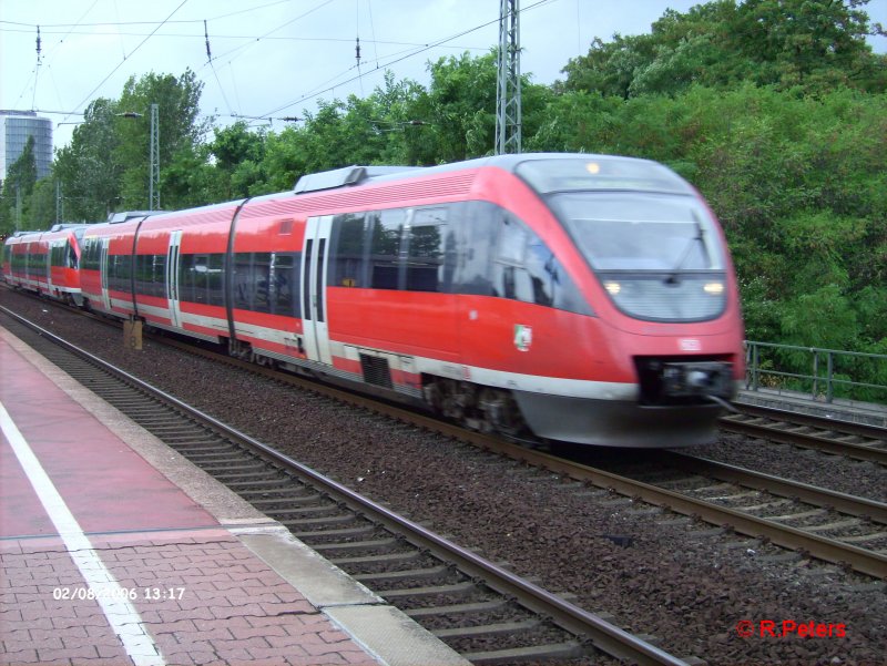 Ein Taltent als RB Kleve-Dsseldorf bei Dsseldorf-Vlklingerstrasse. 02.08.06