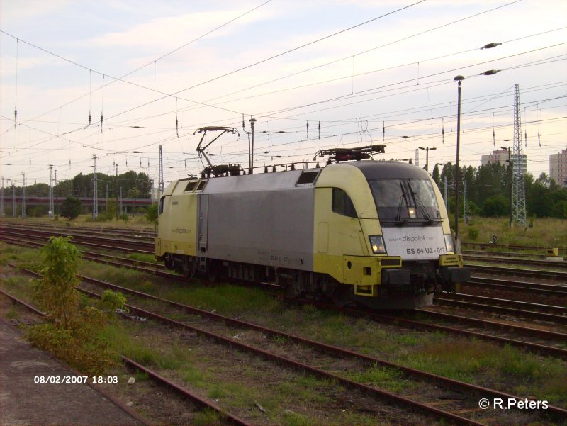 ES64 U2-017 wartet in Eisenhttenstadt auf die Weiterfahrt. 02.08.07