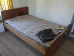 (207'293) - Altes Bett im Ferienheim am 4.
