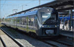Privatmops 440 415 von Agilis zur Fahrt donauaufwärts nach Ulm.