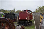 Die Steilstreckendiesellok 213 335 der NeSA hatte am Dampffest die Aufgabe, den G�sten eine sch�ne Zeit im F�hrerstand bei einer Fahrt durch den Bahnhof zu bereiten. Rottweil, Oktober 2026.