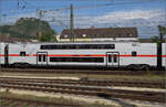 IC-Kiss 4010 006 mit Wagen 93 85 4010 206-9 CH-DB DBpdkza in Singen.