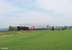 01 1509 und 118 770 mit einem Sonderzug von Dresden nach Nürnberg bei Marktleuthen.