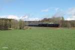 38 1301 und 01 509 ziehen gemeinsam den DPE 24589 Dresden - Passau bei Oberteich.