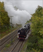 01 180 umf�hrt ihren Zug in Spaichingen. Oktober 2026.